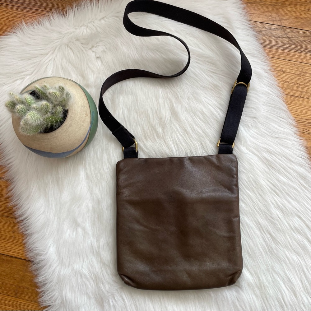 Portmanteau hand made leather crossbody bag - Picture 7 of 11